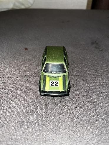 model maşınlar: Məhsul: Hotwheels Oyuncaq model avtomobil – yaşıl rəngli yarış üslublu — 2