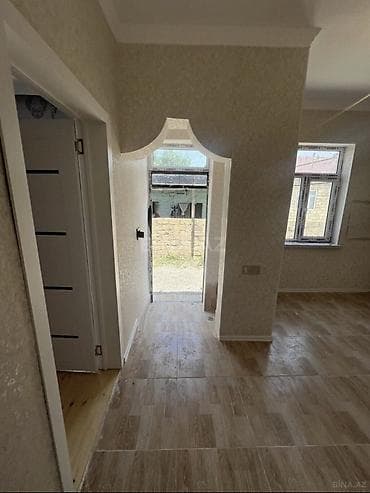 Гаражи: 1 mərtəbəli həyət evi - Ümumi plan: giriş dəhlizi, 2 ayrı otaq - — 10