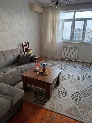 ev satsi: Merdekanda 5/5 mertebesi 4otagli ev satilir,daimi — 4
