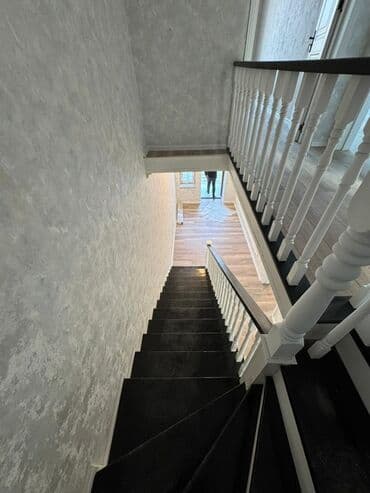 moskva univermağı ünvan: 4 otaqlı, Yeni tikili, 160 kv. m — 6