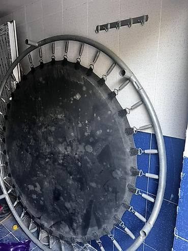Batutlar: Trampolin – dairəvi, metal karkaslı model Məhsulun təsviri: - Dairəvi — 1