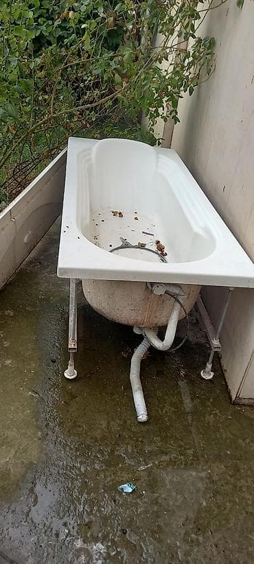 hamam perdesi: Akril vannа – dikdörtgən forma, ağ rəng. - Ölçü təxmini: standart — 1