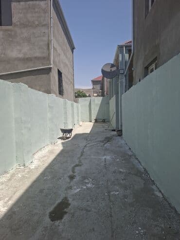 qaradag rayonu: Lökbatan qəs. 3 otaqlı, 120 kv. m, Orta təmir — 3