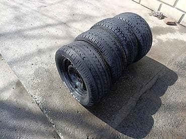 Digər nəqliyyat: Şin Roadstone 215 / 50 / R 13 — 2