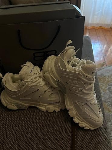 krosovka: Balenciaga, Ölçü: 39, rəng - Ağ, Yeni — 2