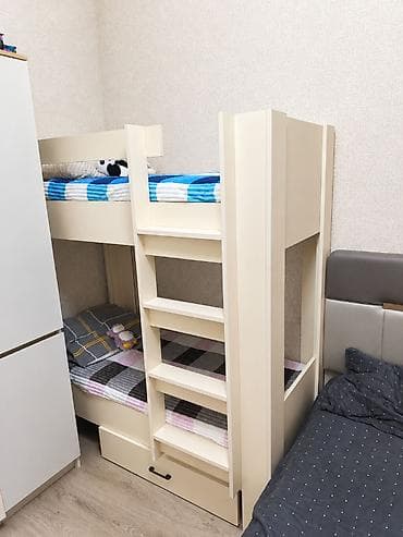 matras satisi: Oğlan və qız üçün, İşlənmiş, Çarpayı, Matras ilə, Siyirməli — 1