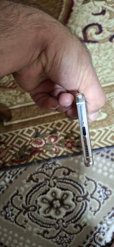 internet modemleri: Samsung Galaxy S23, 128 GB, rəng - Ağ, Simsiz şarj — 4