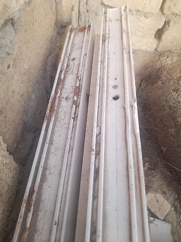 islenmis qapi satiram: İşlenmiş plastik qapilar cox möhkemdi 2 ededdi el gezdirilse yaxsidi — 2