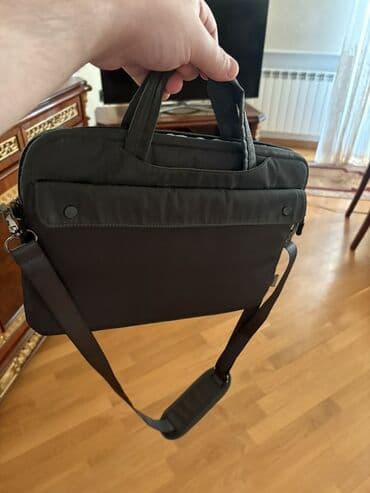 Elektron kitablar: Qara rəngli laptop çantası - Noutbuk üçün nazik və yüngül brifkeis — 2