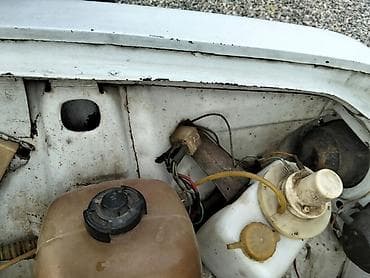 sam diskler: VAZ 2106 – klassik sedan - Kuzov: ağ rəng, 4 qapı, xrom detallı — 5