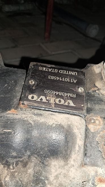 otbiçən maşın: VOLVO hidravlik nasos (orijinal) - Brend: VOLVO - Tip: Yüksək — 4