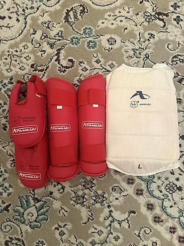 Перчатки: Hamısı biryerde 100 manatdı yaxşı veziyyetdedi hamısı 2 cüt elcek 1 — 2