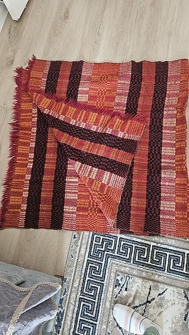 Tekstil: Yeni rəng - Qırmızı Yun Pled — 1