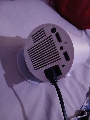 mini proyektor: Qısa fokuslu Proyektor — 3