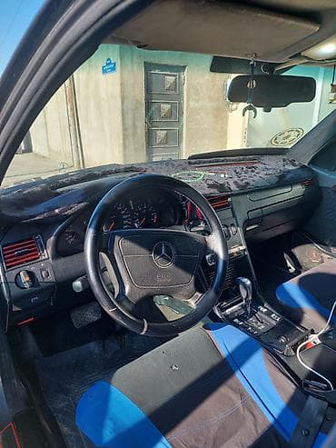 kia clarus 1997: Mercedes-Benz C-Class: 2.2 l | 1995 il Sedan — 9