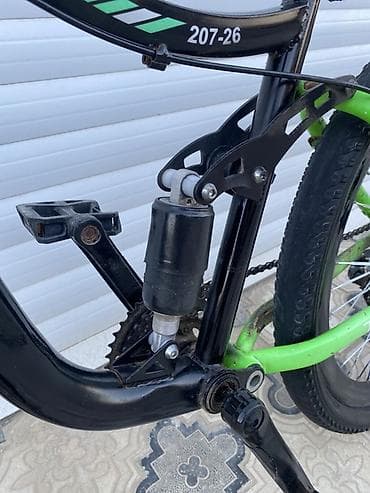 velosiped muheriki: Dağ velosipedi – Toba brendi, qara-yaşıl dizayn Xüsusiyyətlər: - — 7