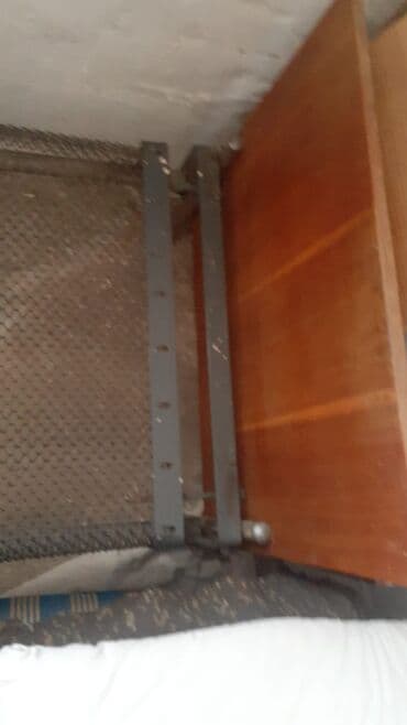 ev ucun mebel: İşlənmiş, Təknəfərlik çarpayı, Bazasız, Matrassız, Siyirməsiz — 2