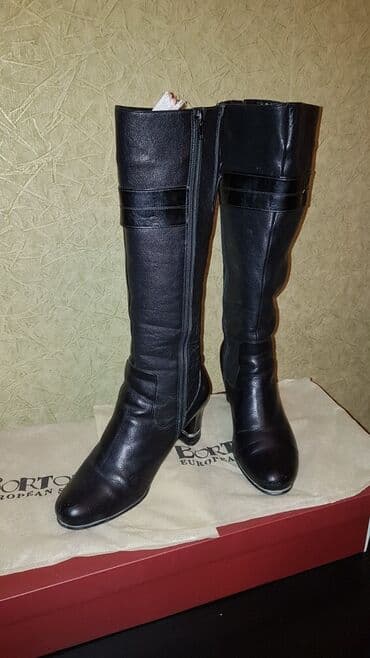 Ölçü: 39, rəng - Qara, İşlənmiş