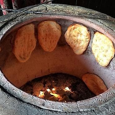 un: Təndir çörəyi bişirilməsi xidməti - Ənənəvi gil təndirdə hazırlanmış — 1
