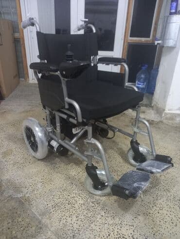 Tibbi geyim: Elektrik təkərli kreslo - Yüngül alüminium konstruksiya, qatlanan — 1