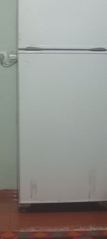 soyuducu termostat: İki bölməli soyuducu - Ağ rəngli, yuxarıda dondurucu, aşağıda əsas — 2