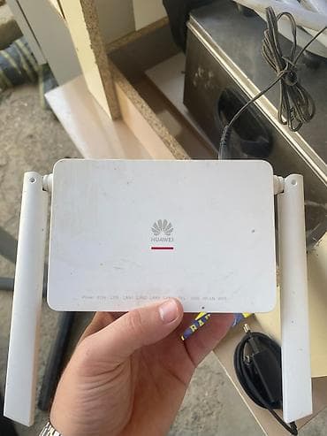 honor pad x8a: Huawei Wi‑Fi router - Brend/model: Huawei (ön paneldə göstəricilər — 1