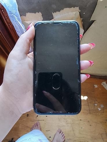 apple iphone 15 pro: IPhone 11, Qara, Face ID — 2