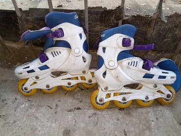 Maskalar, eynəklər: Uşaq üçün inline konkiseti - Rənglər: ağ-göy-bənövşəyi kombinasiyası — 1