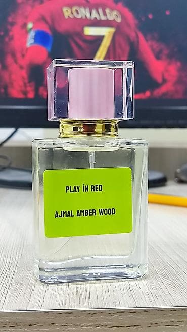 epoxy saat: Məhsul: “Play in Red – Ajmal Amber Wood” ətir ekstraktı Təsvir: - — 2