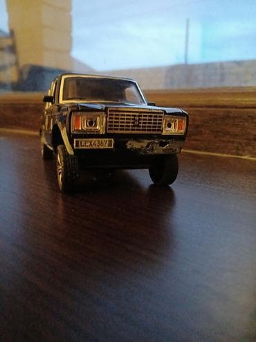 velsopet 24: LADA klassik sedan modeli – metal oyuncaq avtomobil - Miqyas: təxmini — 2