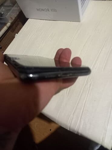 Audi: IPhone X — 4