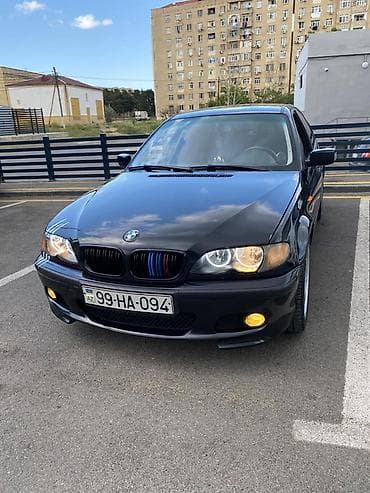 BMW 3 series: 2 l | 2002 il Sedan — 1