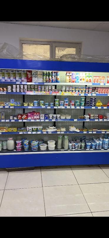 Obyekt ucun vitrin soyducu satılır işlək vəziyyətdədir 2500 azn. Real