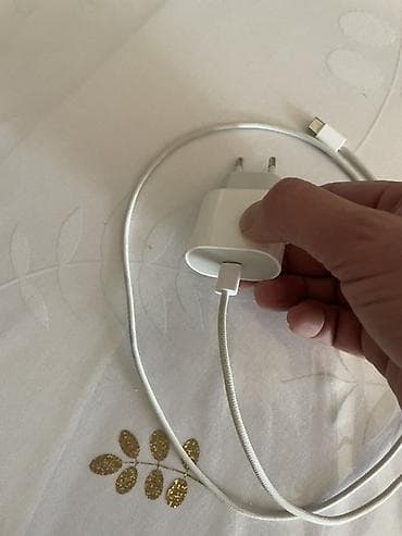 telefin: Simsiz şarj cihazı Apple, 20 Vt, İşlənmiş — 1