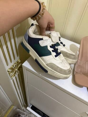 ağ uşaq krosovkaları: Uşaq idman ayaqqabısı - Model: krossovka tipli uşaq ayaqqabısı - — 1