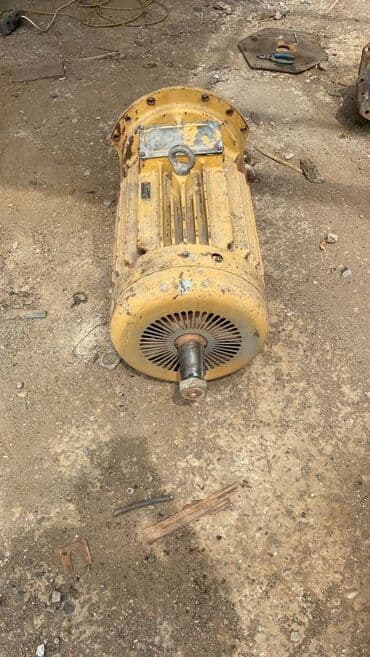 kran sebet: Kran motoru şotkalı,30 kvt 1000 abarod (960),rotorunda mis var — 4