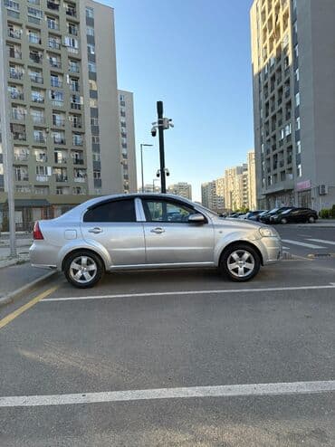 автомобиль фольксваген поло: Chevrolet Aveo: 1.4 л | 2012 г. 193100 км Седан — 6