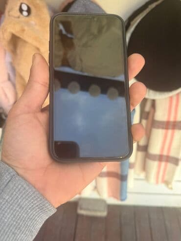 ıphone 11: IPhone 11, 64 GB, Qara, Face ID — 3