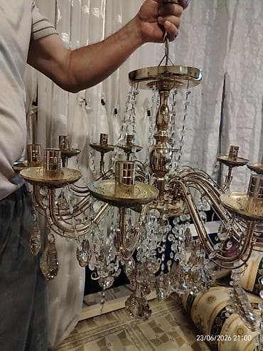 qizil güller: Çılçıraq, 8 lampa, Farfor — 1