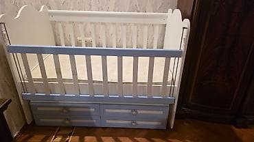 Beşiklər: Oğlan və qız üçün, Dördbucaq, Beşik, Dəstsiz, Matras ilə, Yellənmə mexanizmsiz — 2