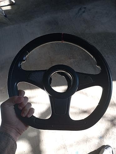 Avtomobil sükan çarxı – idman üslublu - Universal 3-şüalı dizayn -