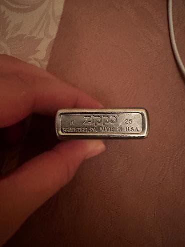 Digər aksesuarlar: Zippo alışqan
Qutusu ilə, İstifadə edilməmiş — 4