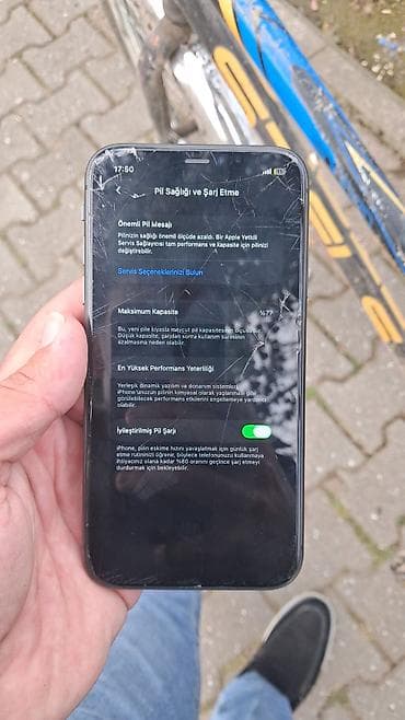 dinamik masin ucun: IPhone 11, Qara — 4