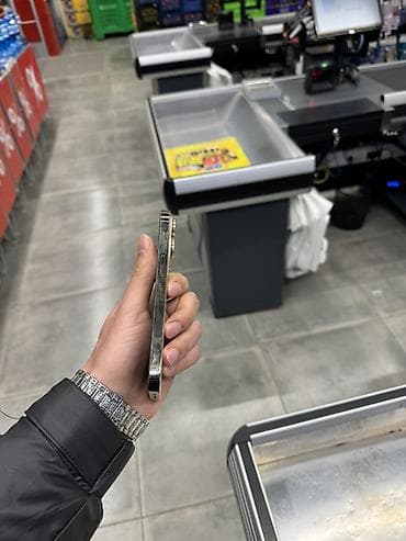 poco f7 qiyməti: IPhone 14 Pro, 256 GB, Qızılı, Face ID — 4