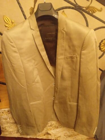 Kostumlar ve pencekler,Italyada alinmiwdilar,ucuz satilir,48 - 50