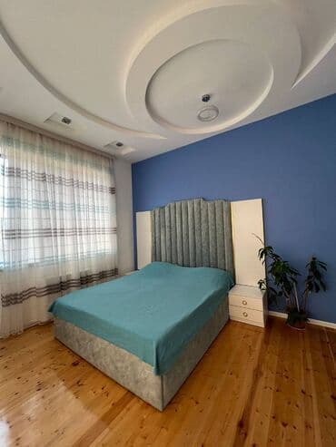 1 otaqlı kohnə tikili: 200 kv. m, 4 otaqlı — 5