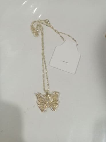 Свадебные платья и аксессуары: Zərgərlik dəsti – qızılı rəng aksesuarlar Tərkib: - Boyunbağı 1: incə — 8