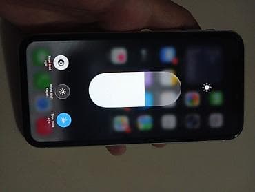 ford fusion manitor: IPhone 11, 128 GB, Ağ, Face ID — 4