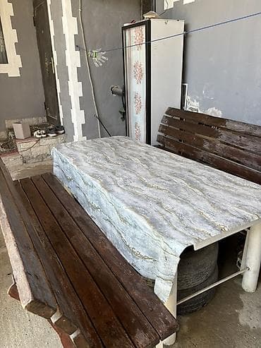 bag stullari: İki eded skameyka ve masa, masa temiz demirdi her yeri, cox — 1
