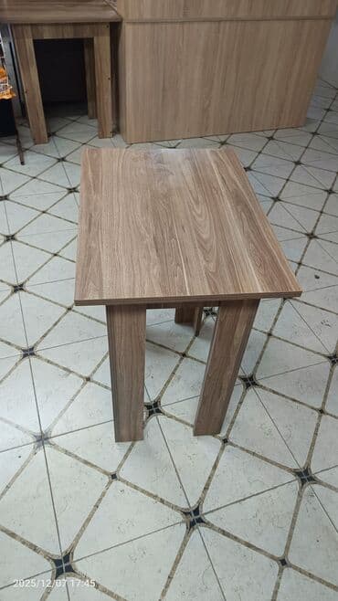 yazi stulu: Mətbəx masası, Açılmayan, Laminat, Kvadrat masa — 1